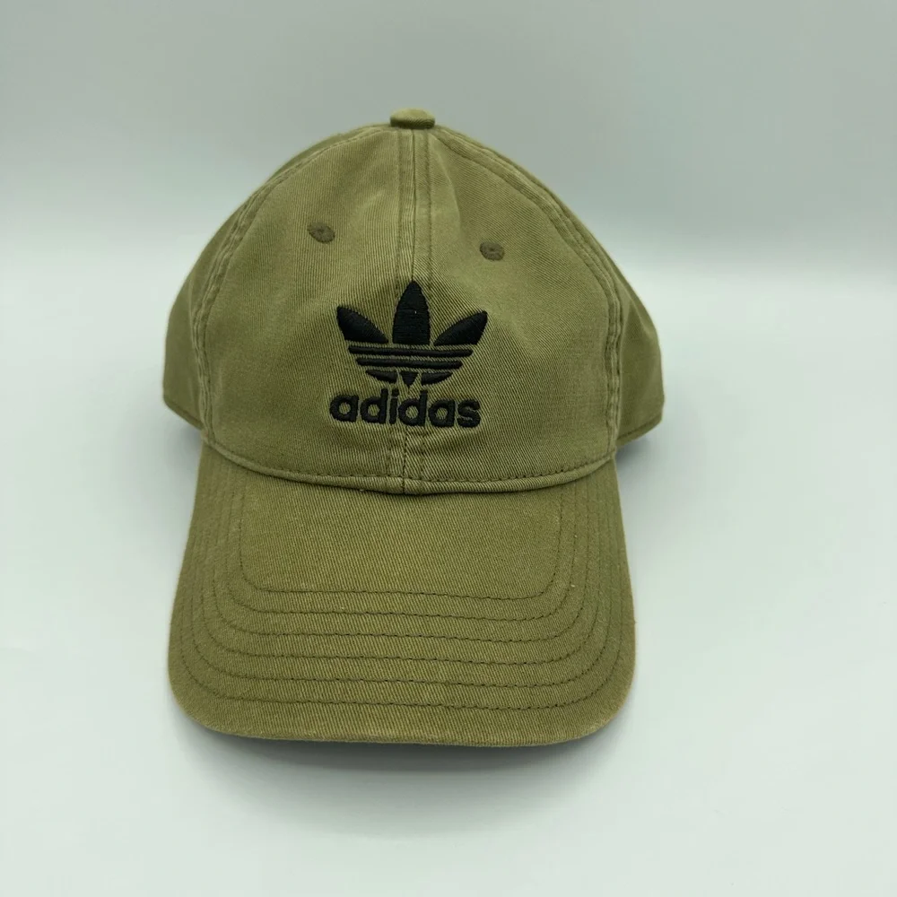 Adidas hat - Picture 1 of 4